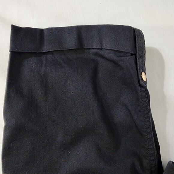 Chico's Crop Pants Black Ultimate Fit Comfort Waist Luxe Utility Slim Sz 1 US 8 - Picture 7 of 13